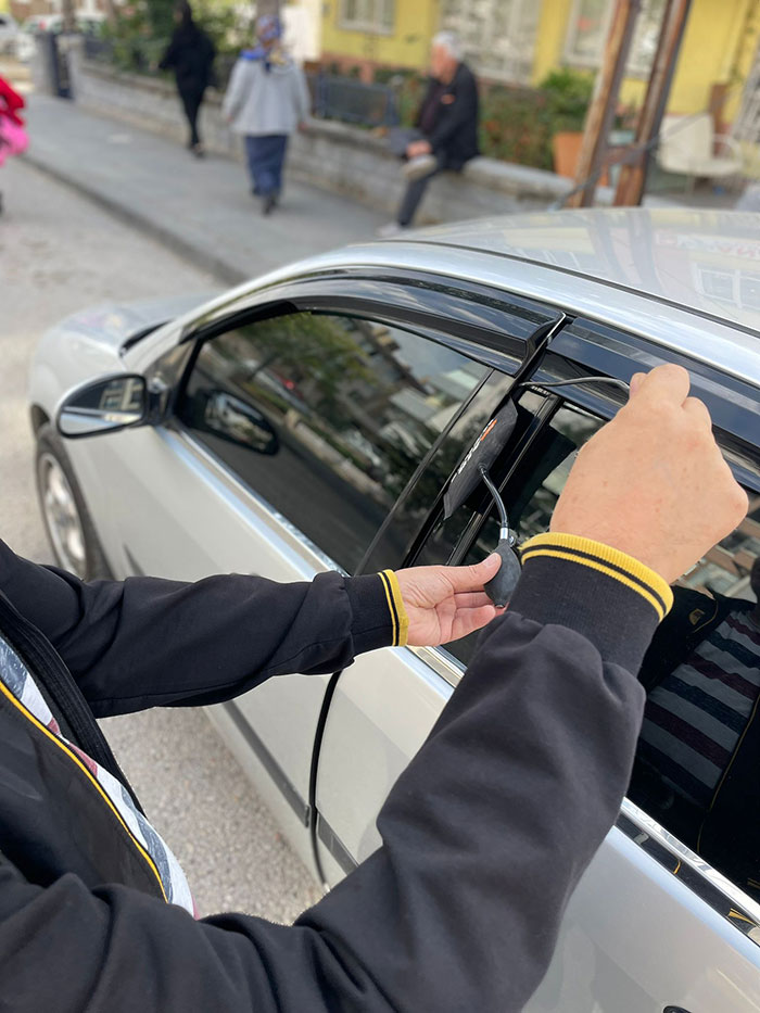 Çifteler Oto Kilitçisi